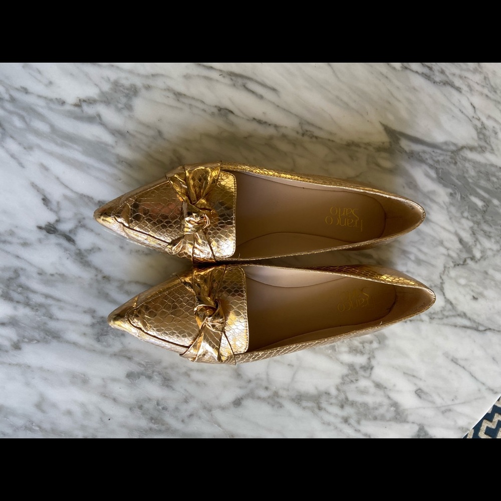 Franco Sarto 8.5 metallic gold snakeskin loafers
